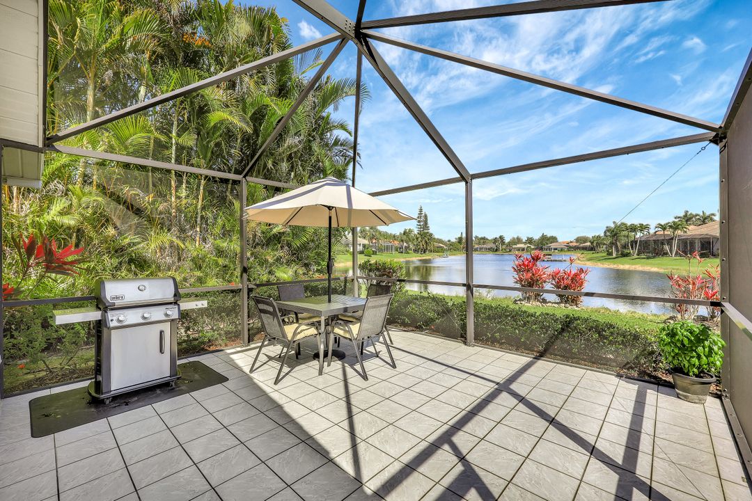 10898 Longshore Way W, Naples, FL 34119