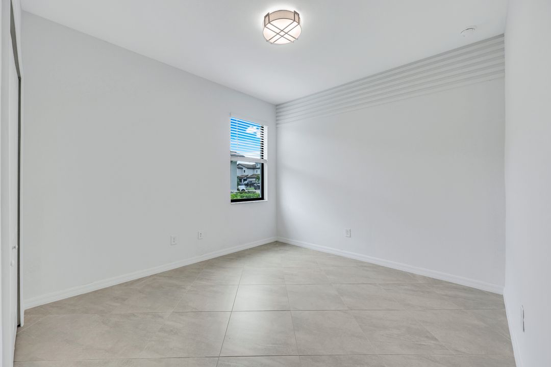 19302 Elston Wy, Estero, FL 33928