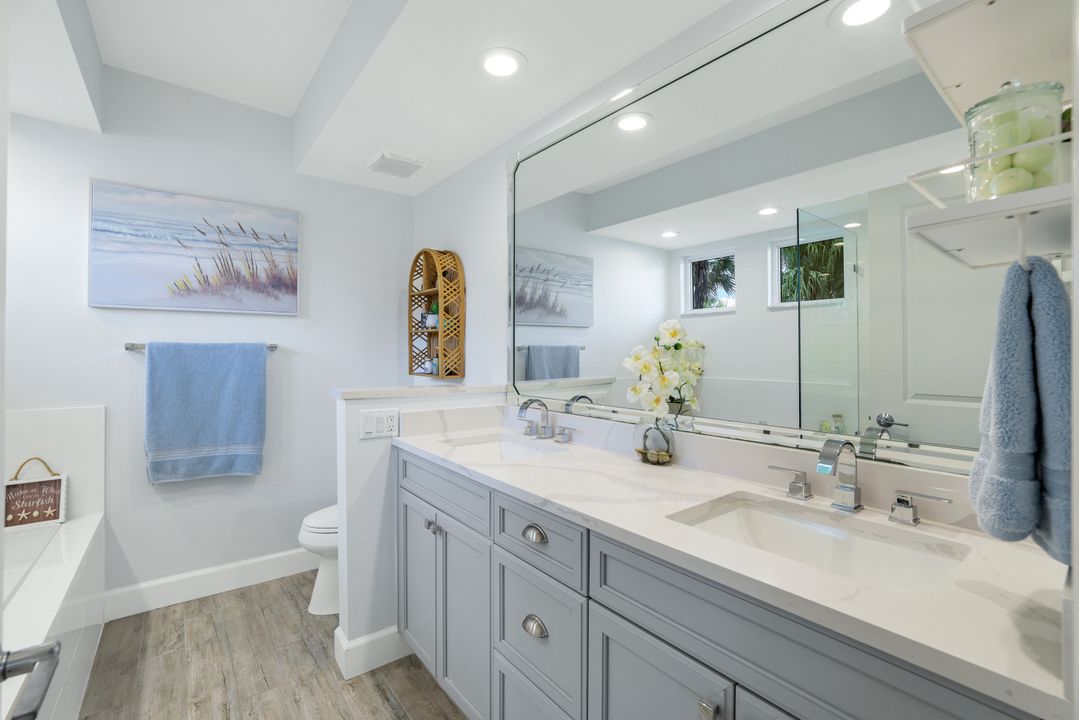 790 Willowbrook Dr #305, Naples, FL 34108