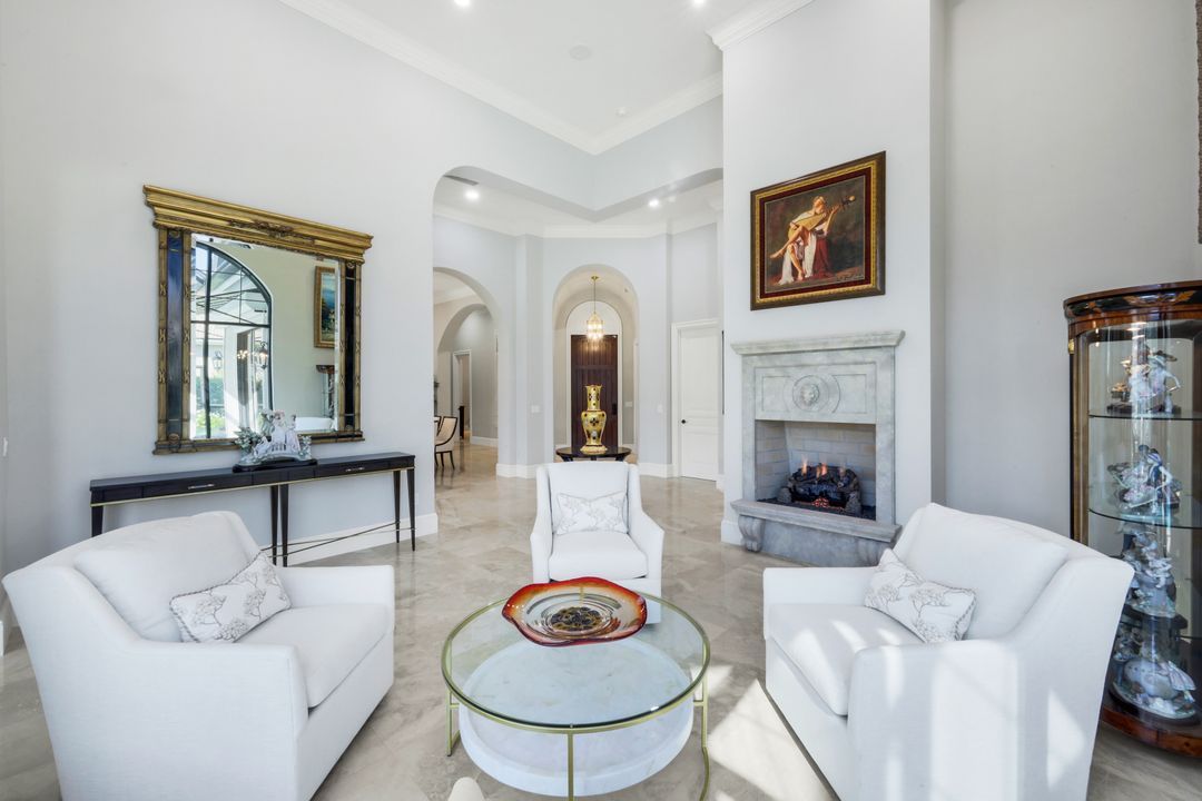 22121 Shallowater Ln, Bonita Springs, FL 34135