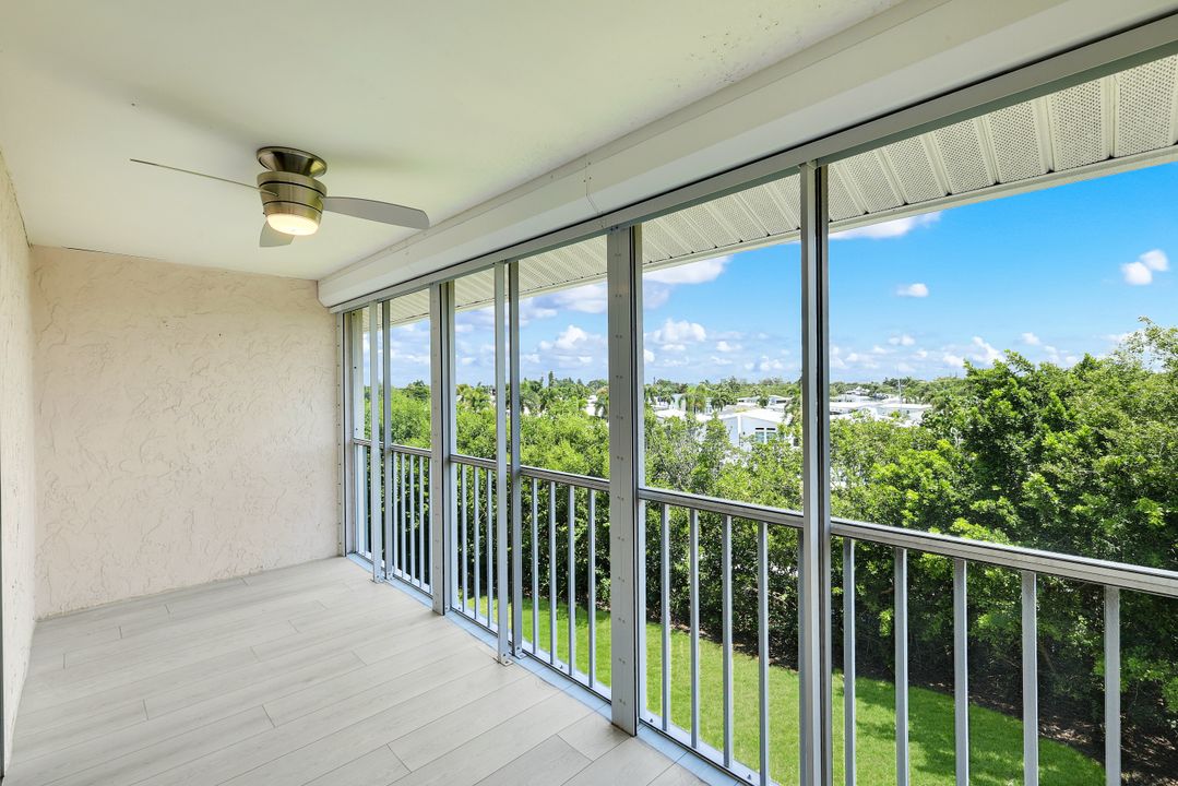 3051 Sandpiper Bay Cir #304, Naples, FL 34112