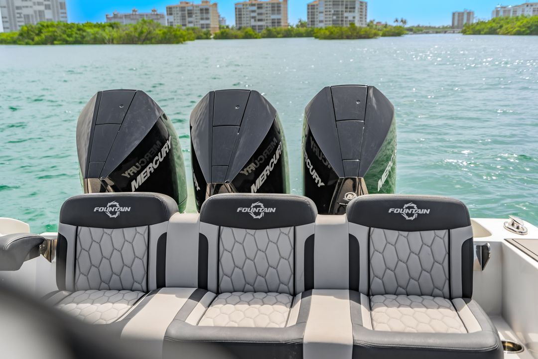 445 Dockside Dr, Naples, FL 34110