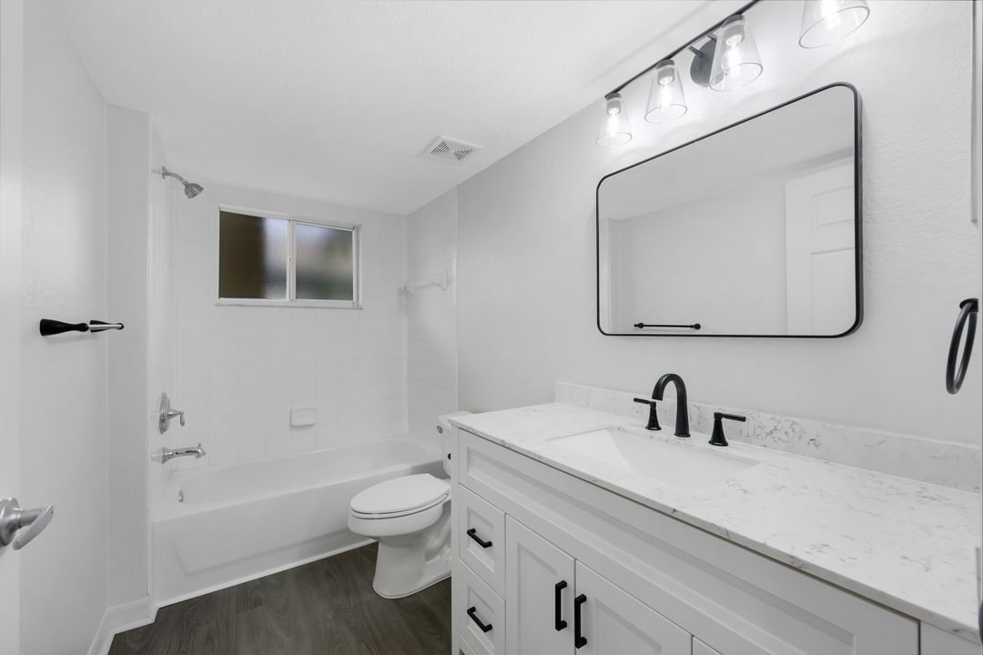 8298 Key Royal Ln #415, Naples, FL 34119