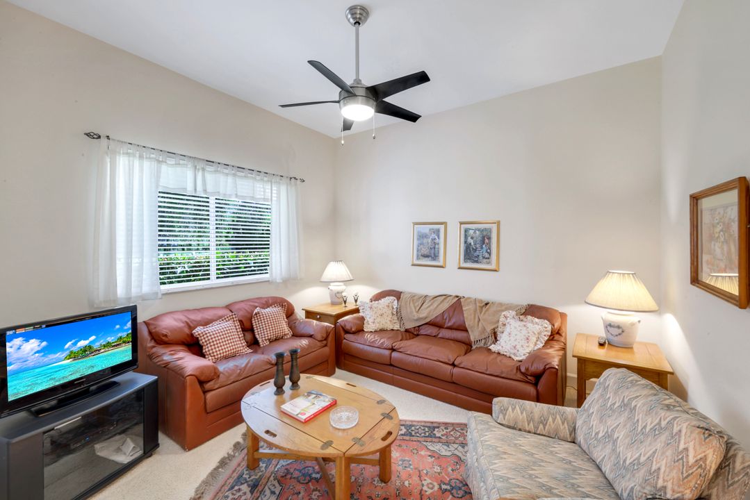 8397 Northhampton Ct, Naples, FL 34120
