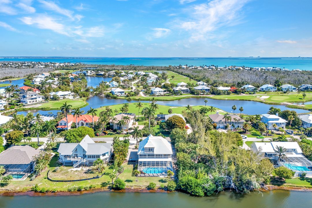 9007 Mockingbird Dr, Sanibel, FL 33957