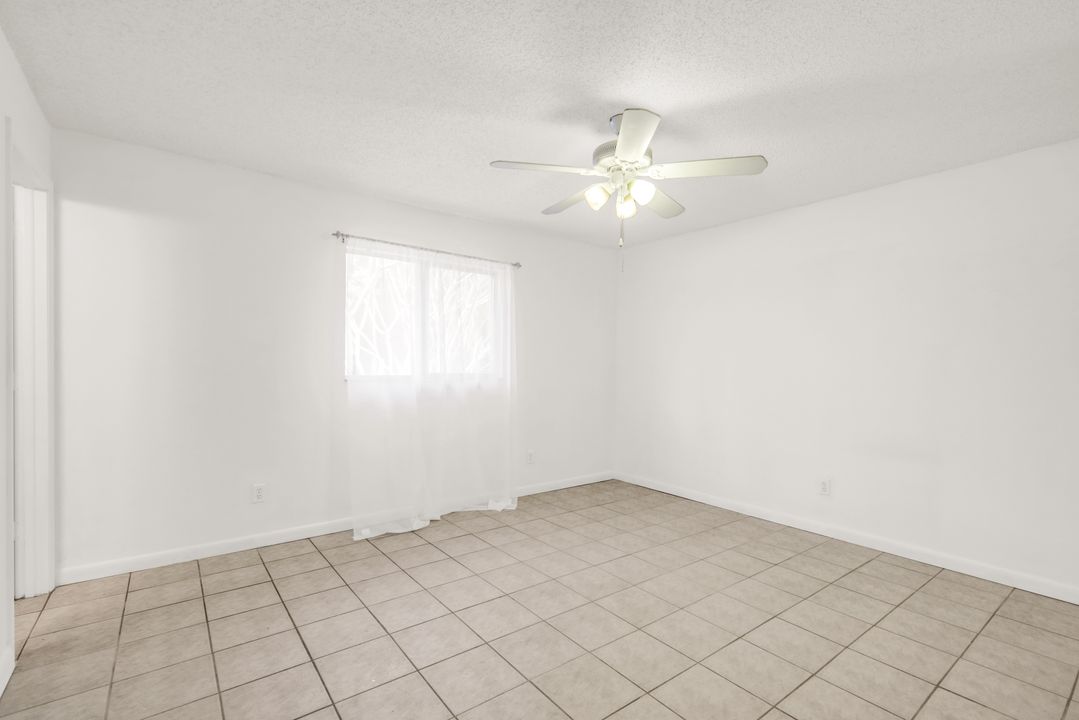 17740 Sabal Palm Dr, North Fort Myers, FL 33917