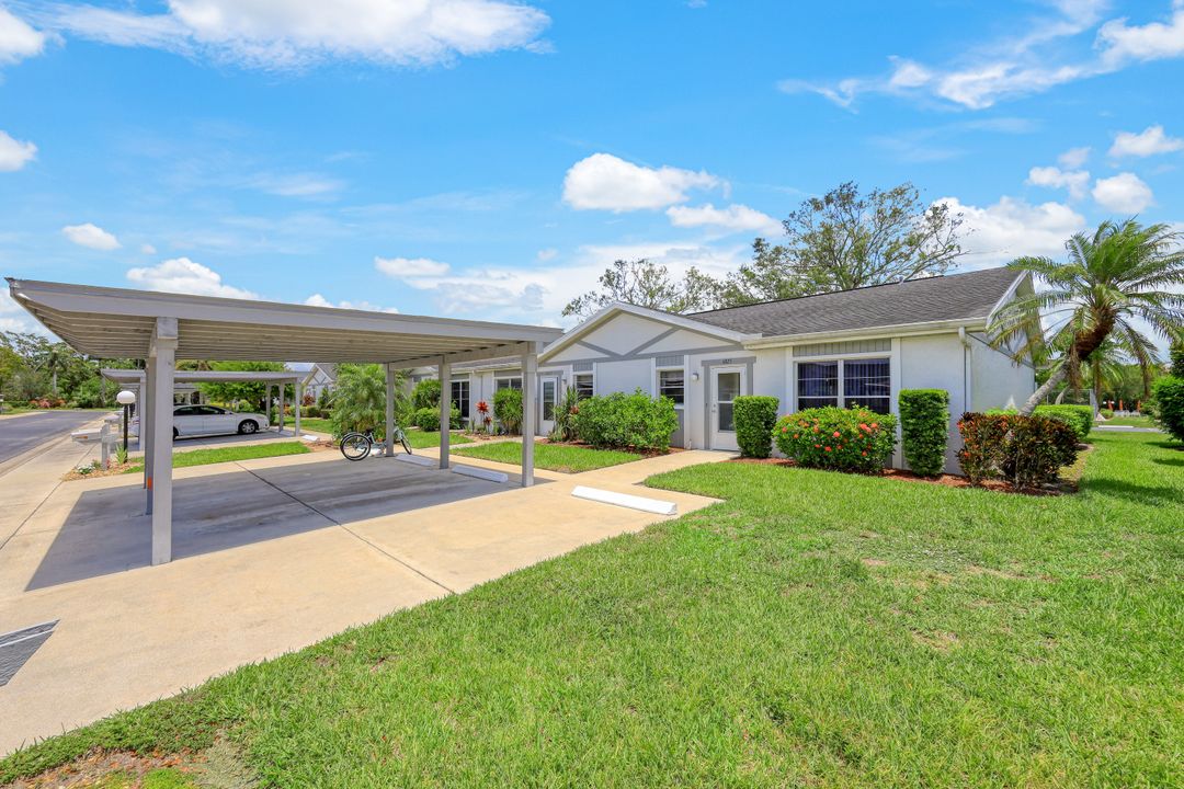 6825 Bogey Dr, Fort Myers, FL 33919