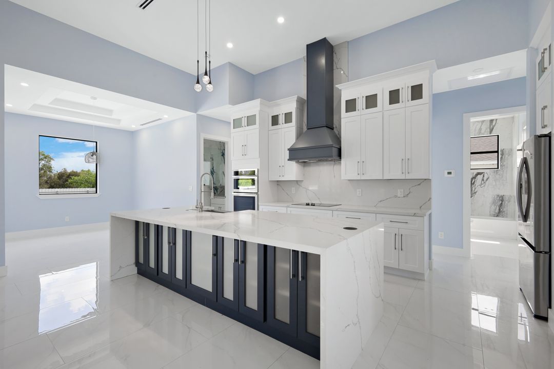 2917 NW 27th St, Cape Coral, FL 33993