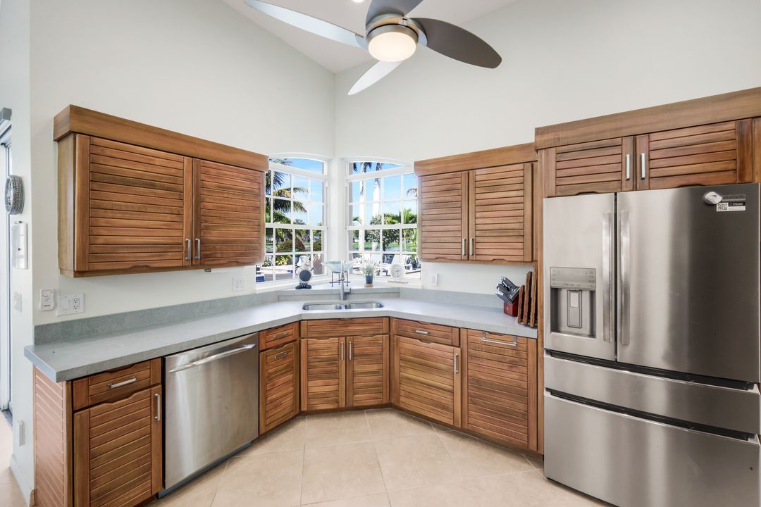 4401 Pond Apple Dr S, Naples, FL 34119