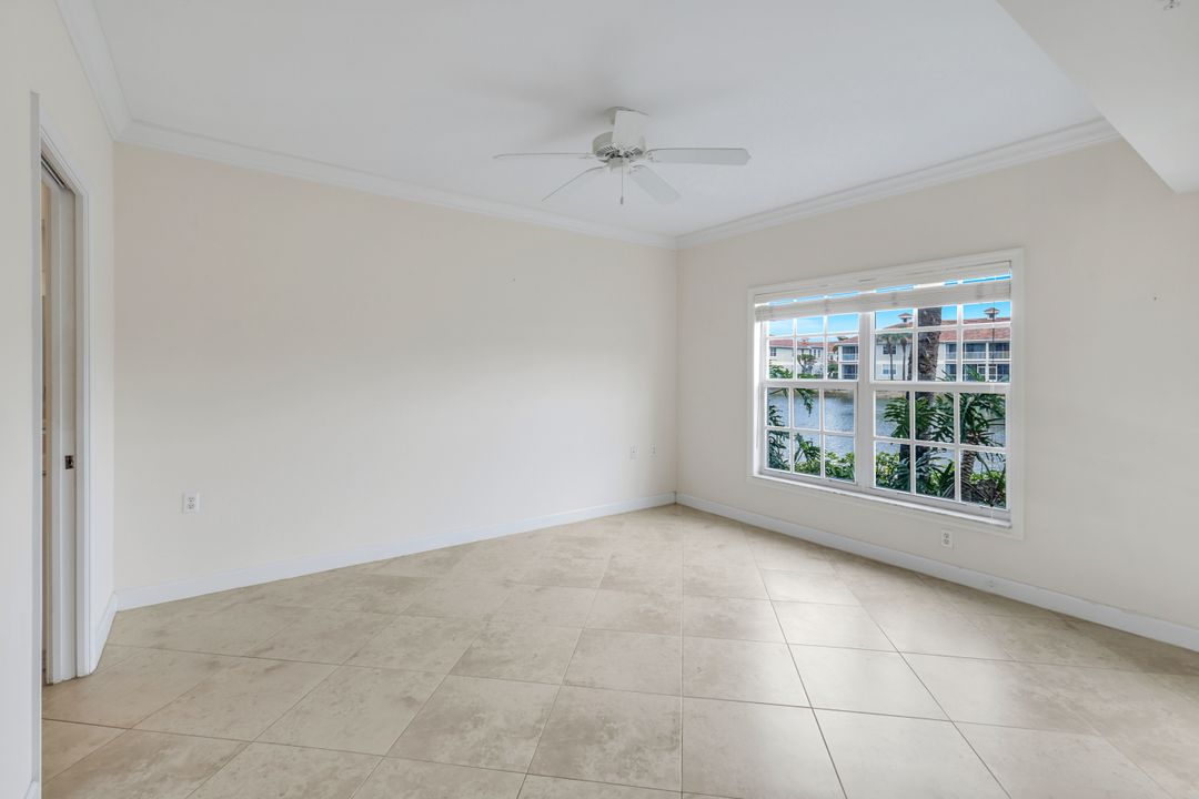 3029 Driftwood Way #3305, Naples, FL 34109