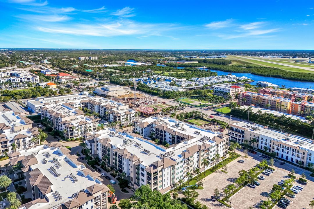 1130 3rd Ave S #211, Naples, FL 34102