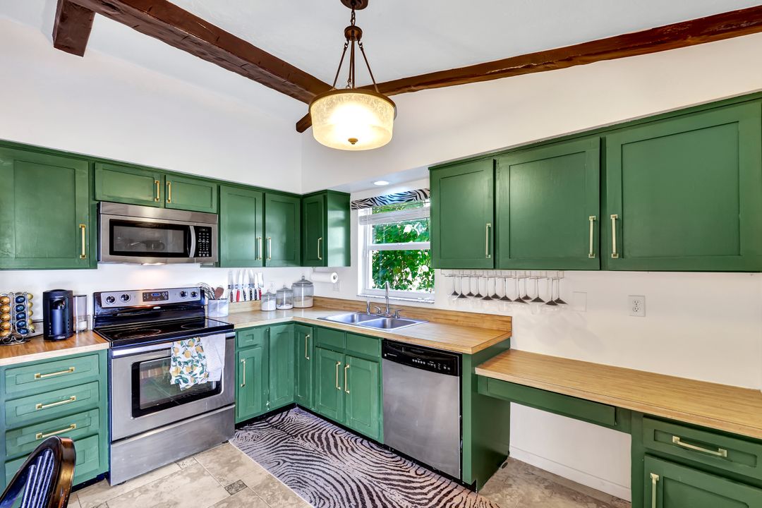 3622 SE 3rd Ave, Cape Coral, FL 33904