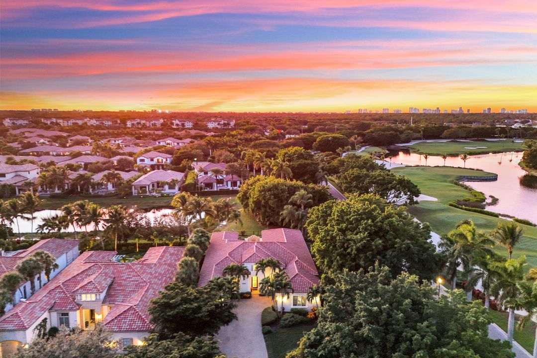 2249 Miramonte Ct, Naples, FL 34105