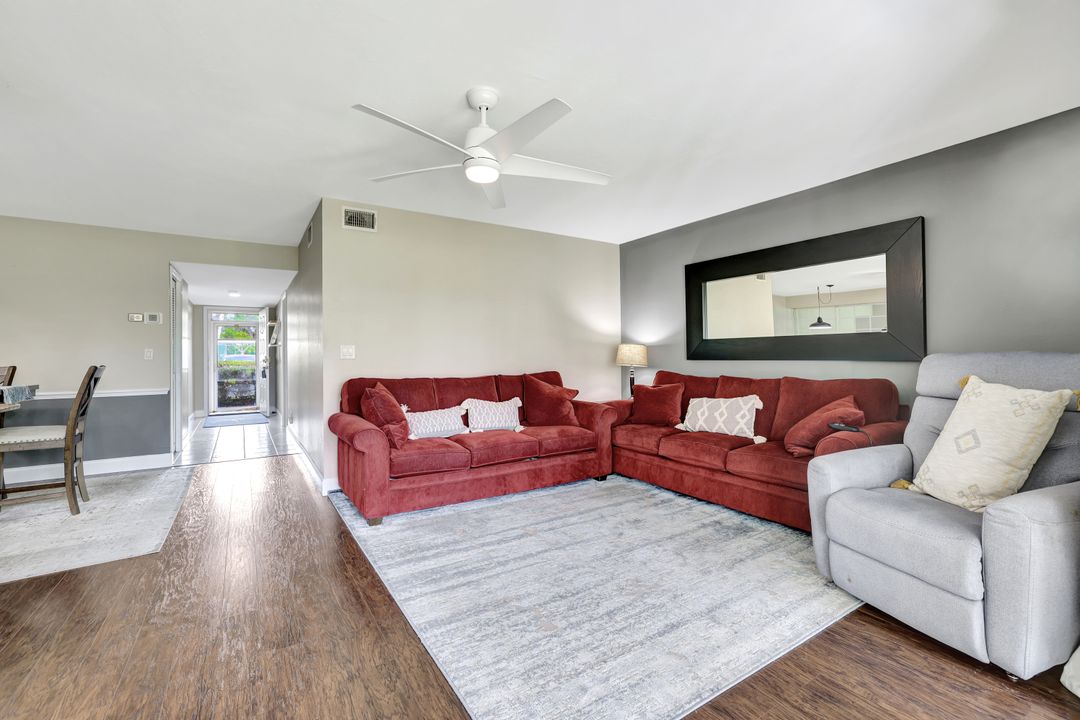7360 Glenmoor Ln #4108, Naples, FL 34104