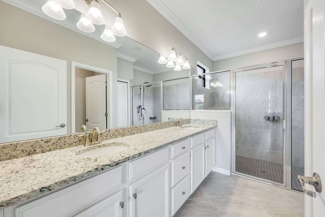 19302 Elston Wy, Estero, FL 33928