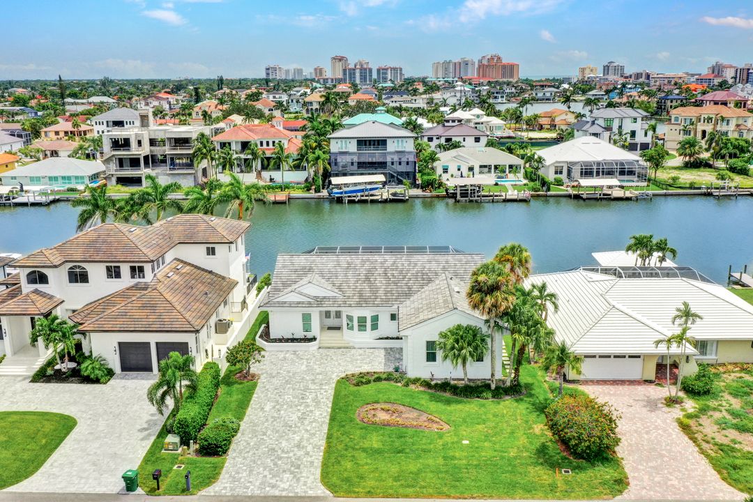 396 Conners Ave, Naples, FL 34108