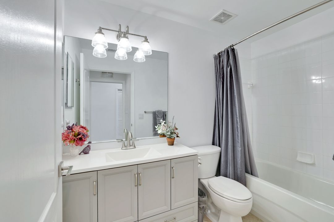 2717 Cypress Trace Cir #2717, Naples, FL 34119