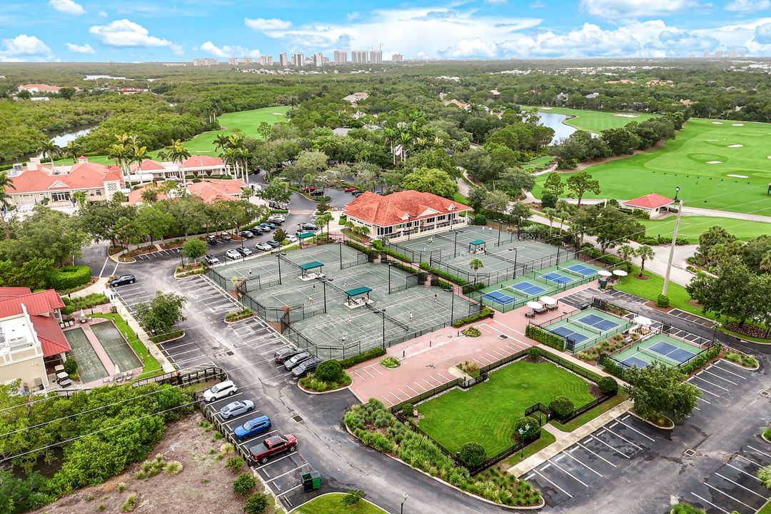 12099 Collier's Reserve Dr, Naples, FL 34110