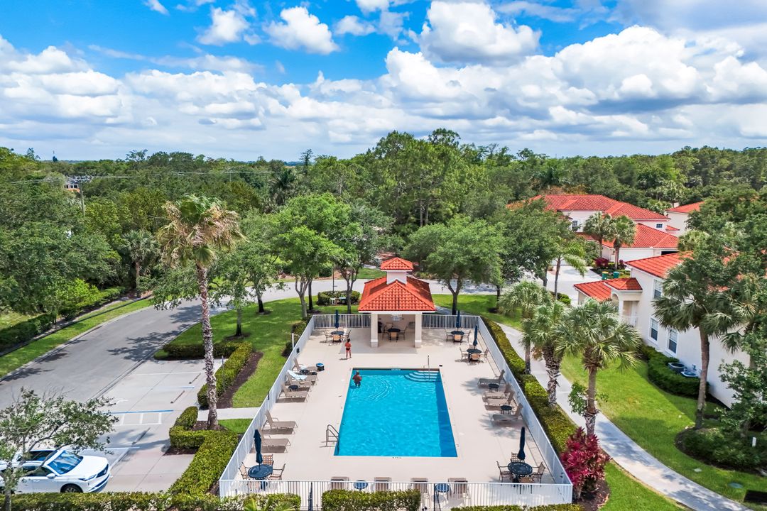 3365 Grand Cypress Dr #201, Naples, FL 34119