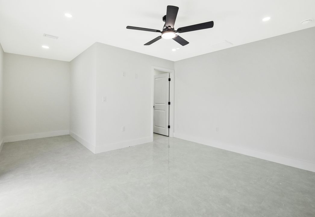 3411 27th St SW, Lehigh Acres, FL 33976