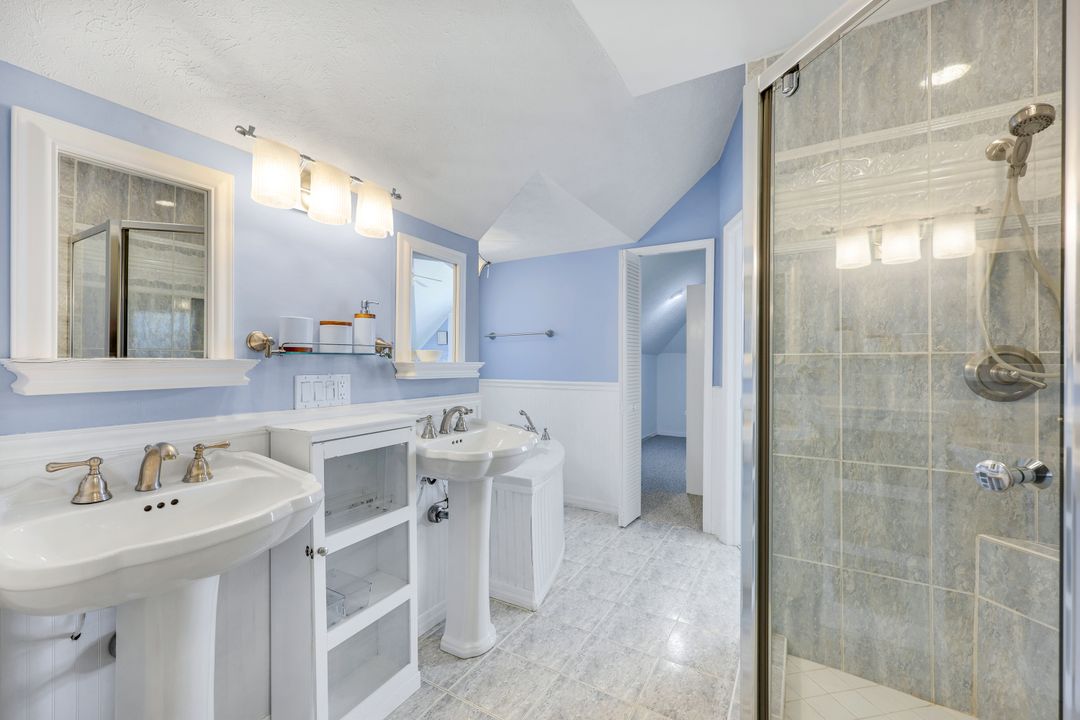 203 San Mateo Dr, Bonita Springs, FL 34134
