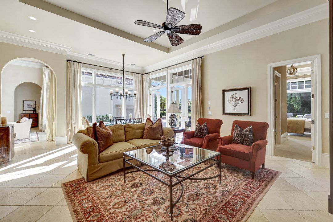 2249 Miramonte Ct, Naples, FL 34105