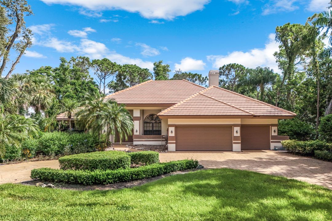 3978 Woodlake Dr, Bonita Springs, FL 34134