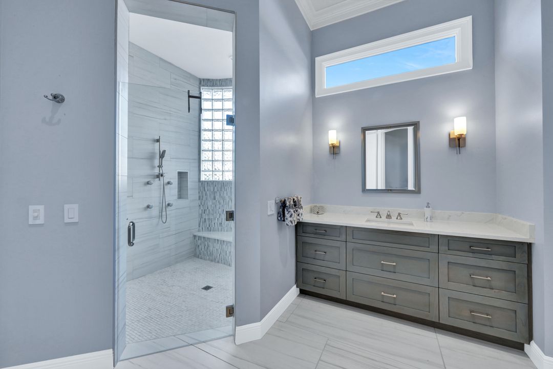 253 Cheshire Way, Naples, FL 34110