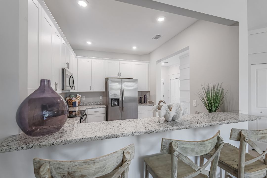 14081 Pine Lodge Ln, Fort Myers, FL 33913