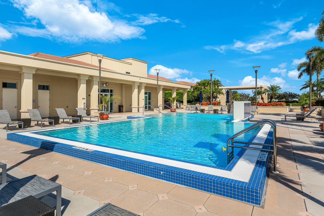 9123 Strada Pl #7201, Naples, FL 34108