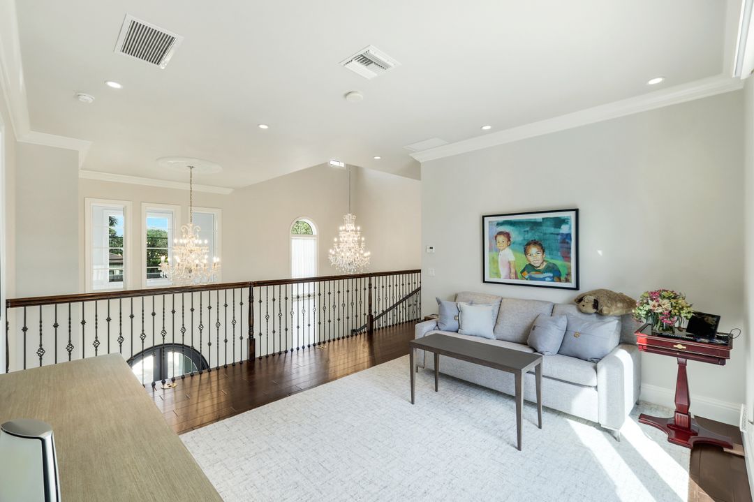 2885 Escada Ct, Naples, FL 34109