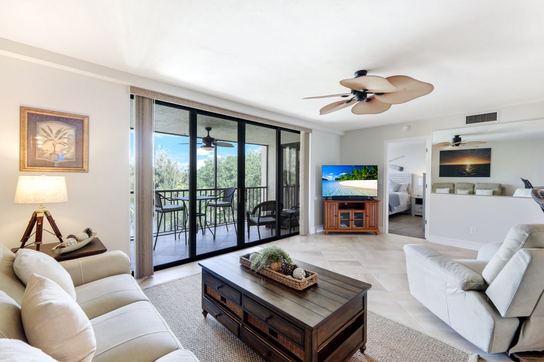 7119 Lakeridge View Court #302, Fort Myers, FL 33907