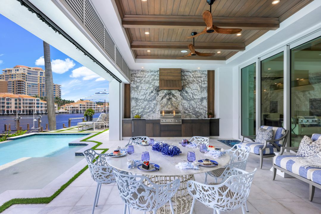 309 Neapolitan Way, Naples, FL 34103