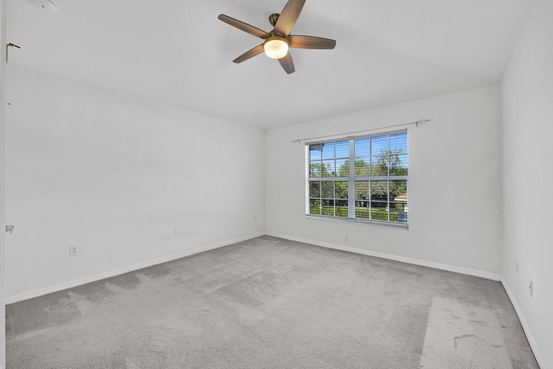 1088 Oxford Ln #48, Naples, FL 34105