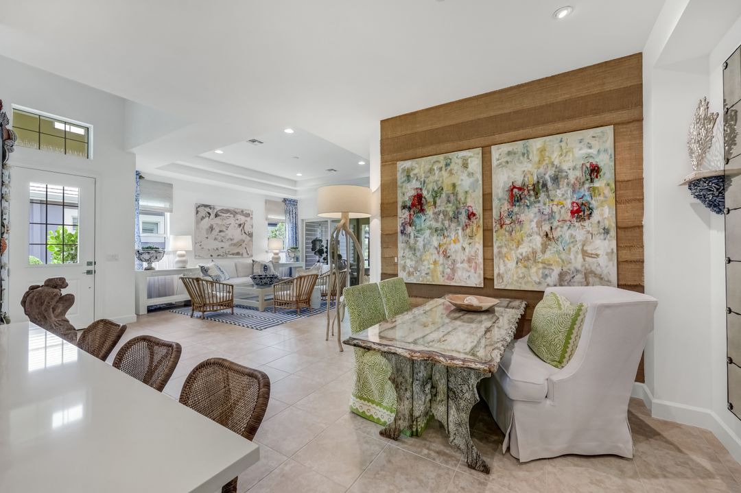 5878 Haiti Dr, Naples, FL 34113