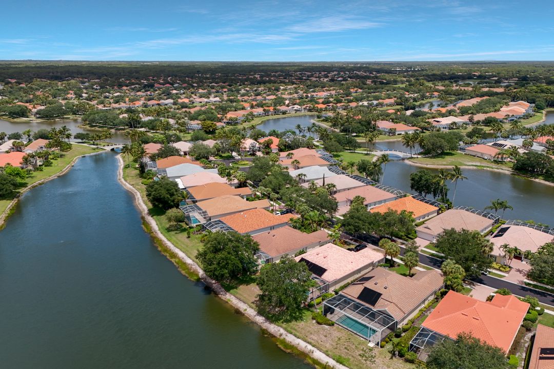3964 Upolo Ln, Naples, FL 34119