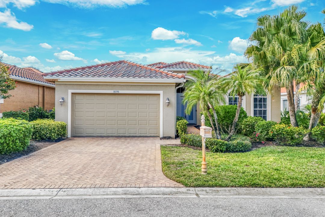 18190 Parkside Greens Dr, Fort Myers, FL 33908