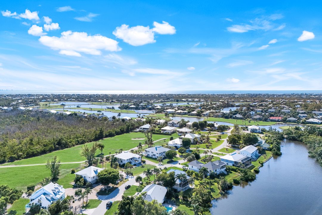 1417 Causey Ct, Sanibel, FL 33957