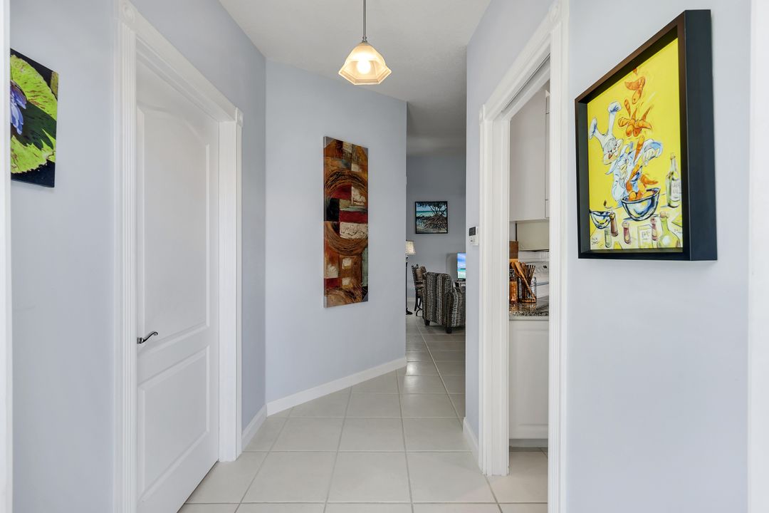 3343 Cayman Ln, Naples, FL 34119