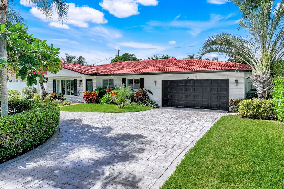 5779 NE 17th Ave, Fort Lauderdale, FL 33334