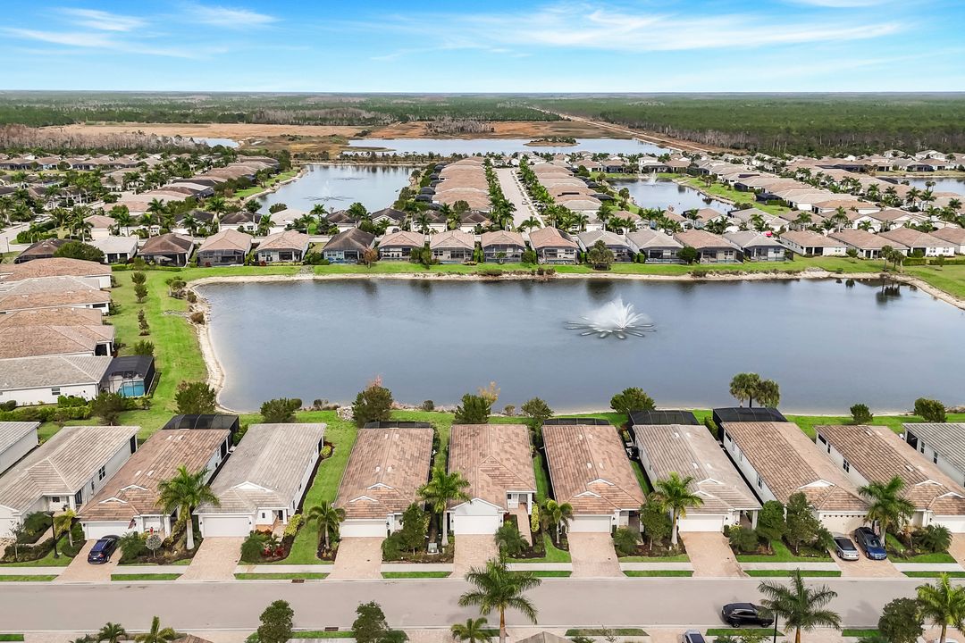 16717 Seasons Coast Dr, Bonita Springs, FL 34135