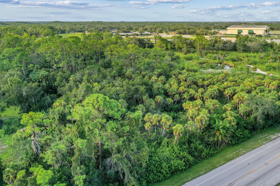 11731 Bayshore Rd, North Fort Myers, FL 33917