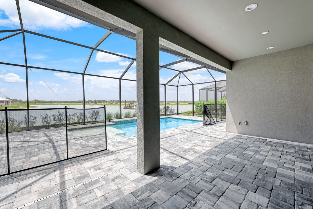 3995 Pegasus Wy, Naples, FL 34120