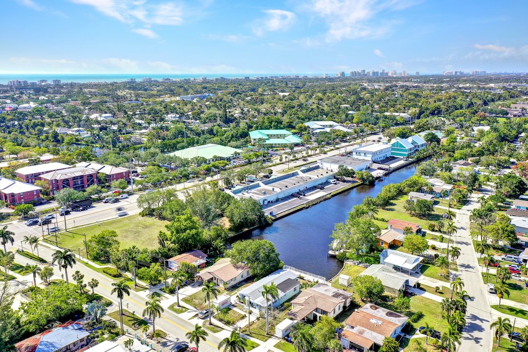 1273 5th Ave N, Naples, FL 34102