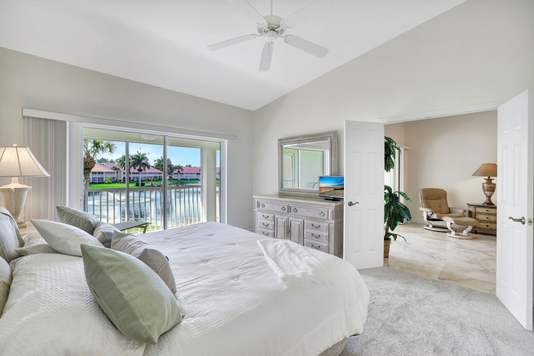 2370 Magnolia Ave #2, Naples, FL 34112