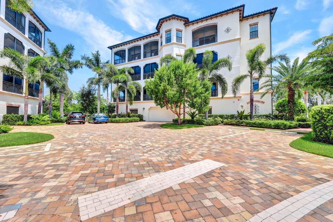 16449 Carrara Way #101, Naples, FL 34110