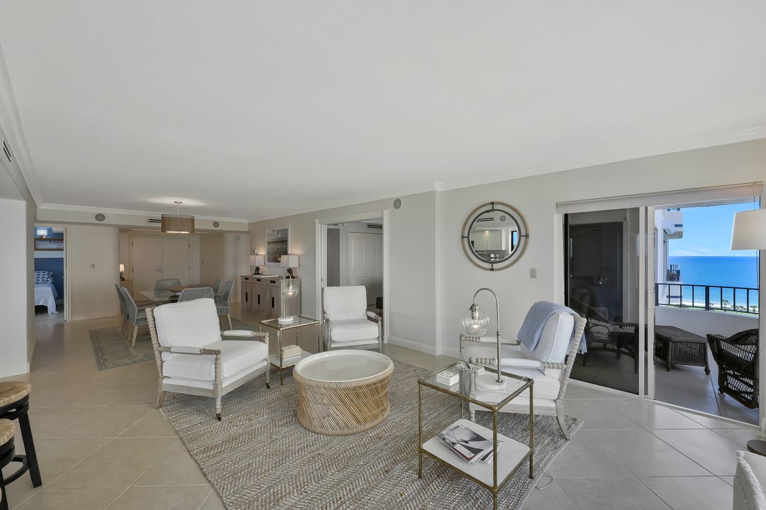 4451 Gulf Shore Blvd N #1205, Naples, FL 34103