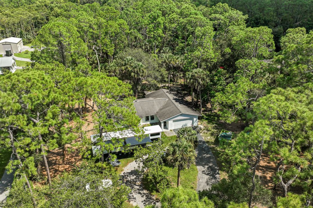 170 Logan Blvd N, Naples, FL 34119