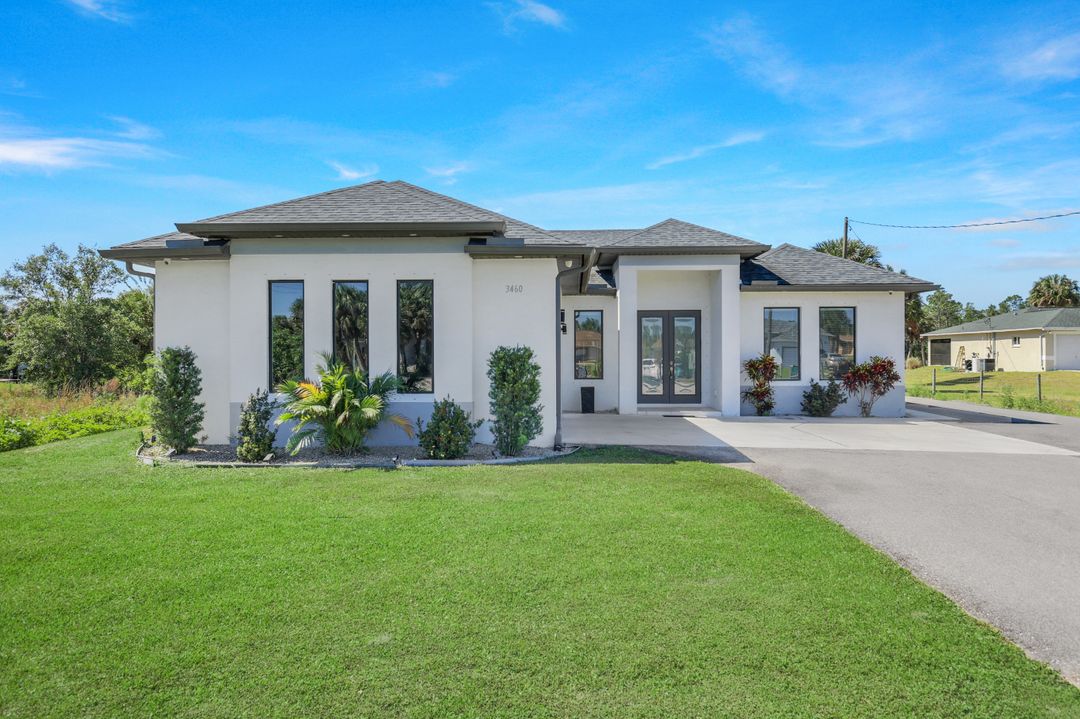 3460 20th Ave NE, Naples, FL 34120