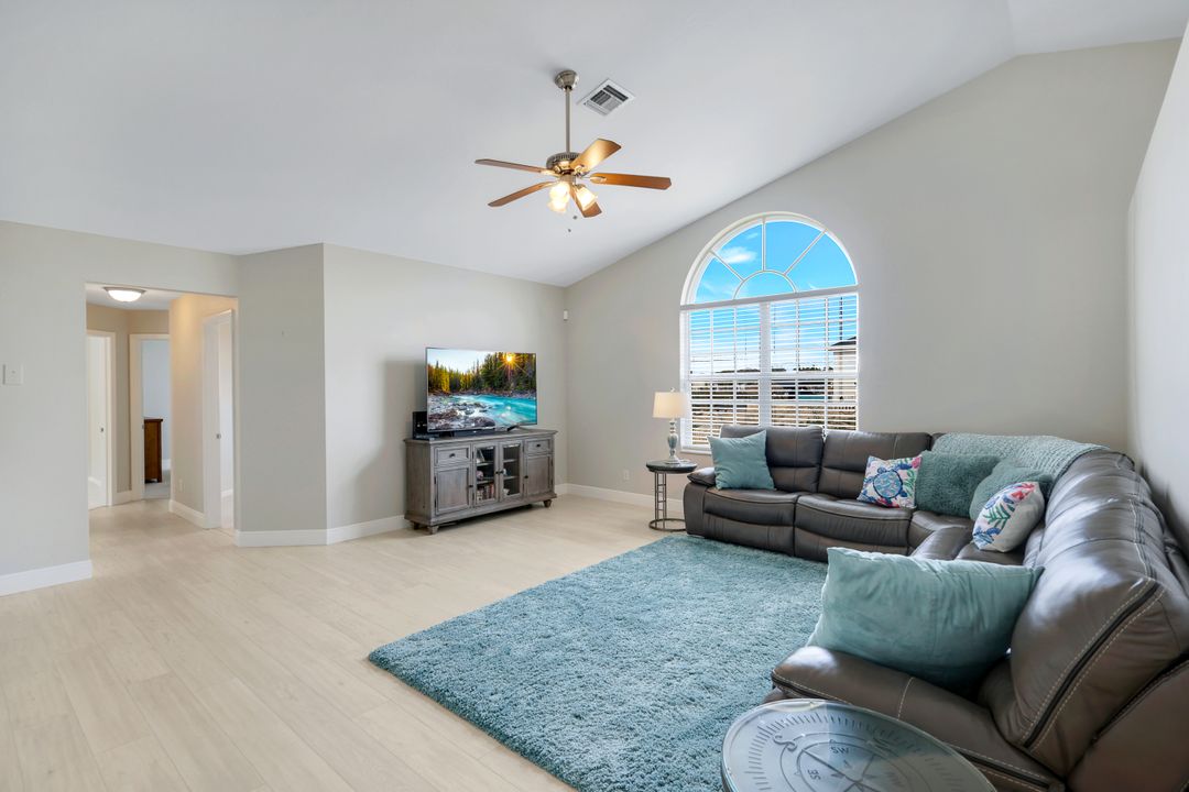 1016 NW 36th Ave, Cape Coral, FL 33993